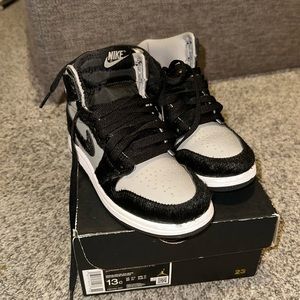 Like new Jordan 1 retro high